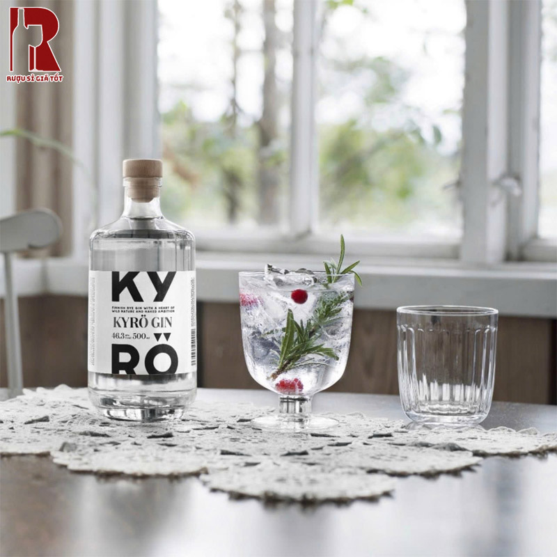 Cách Phục Vụ Rượu Gin Phần Lan Kyro
