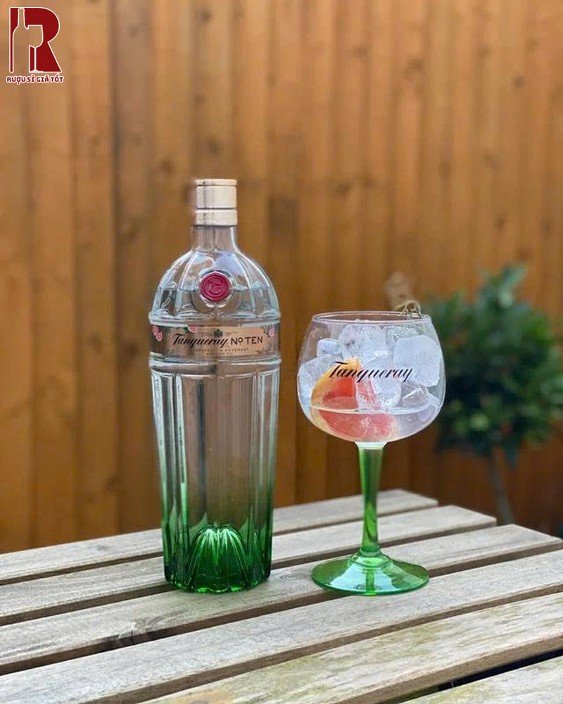 Mua Rượu Gin Tanqueray No Ten Grapefruit & Rosemary