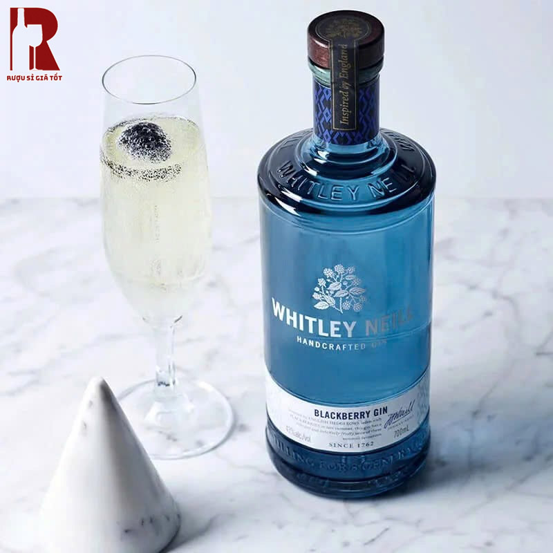 Giá Rượu Gin Whitley Neill Blackberry Bao Nhiêu?