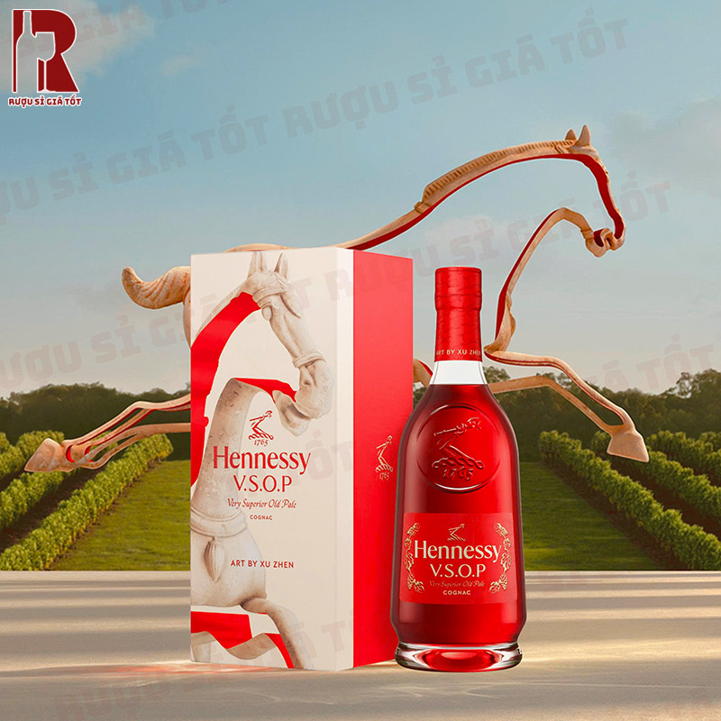 Hộp quà Tết 2026 rượu Hennessy VSOP giá tốt