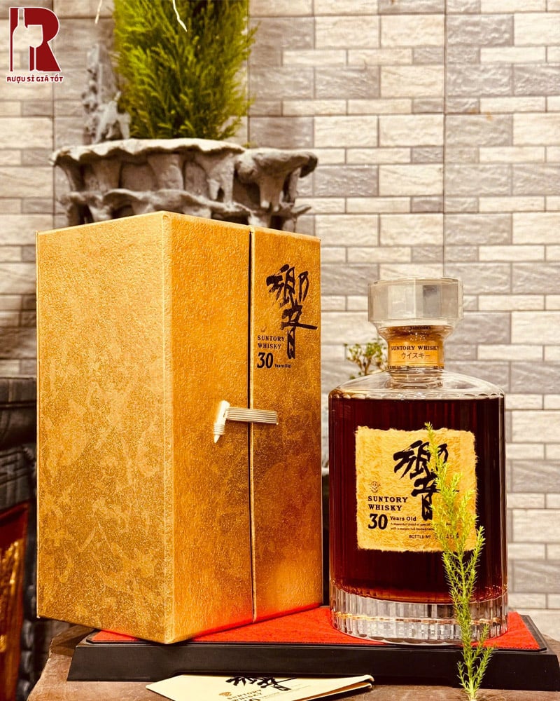 Mua Rượu Hibiki 30 Năm Gold Limited Edition