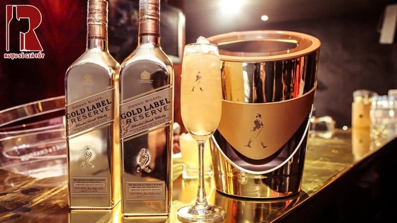 Thiết Kế Chai Rượu Johnnie Walker Gold Reserva Mạ Vàng