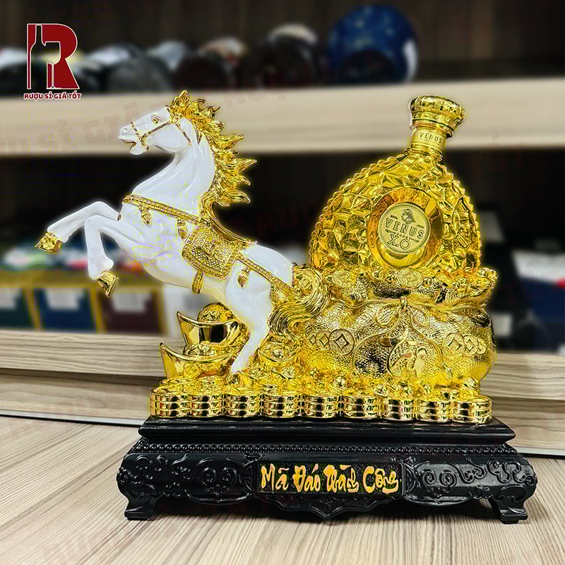 Rượu linh vật ngựa Mã Tấn Tài giá bao nhiêu?