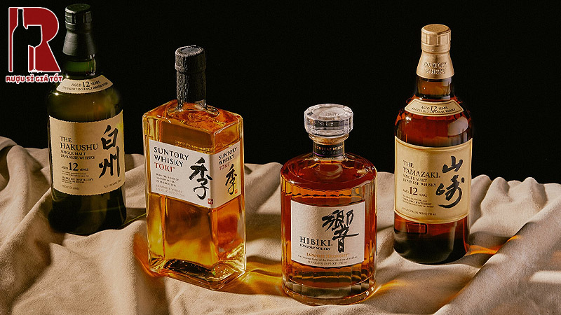 Rượu Nhật Bản có nhiều phân loại phong phú dựa trên cách ủ và nguyên liệu