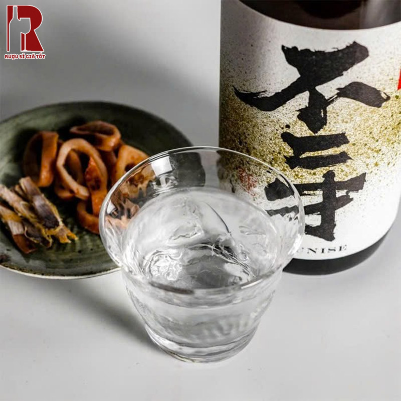 Rượu Shochu Satsuma Bunise Imo Ăn Với Gì?