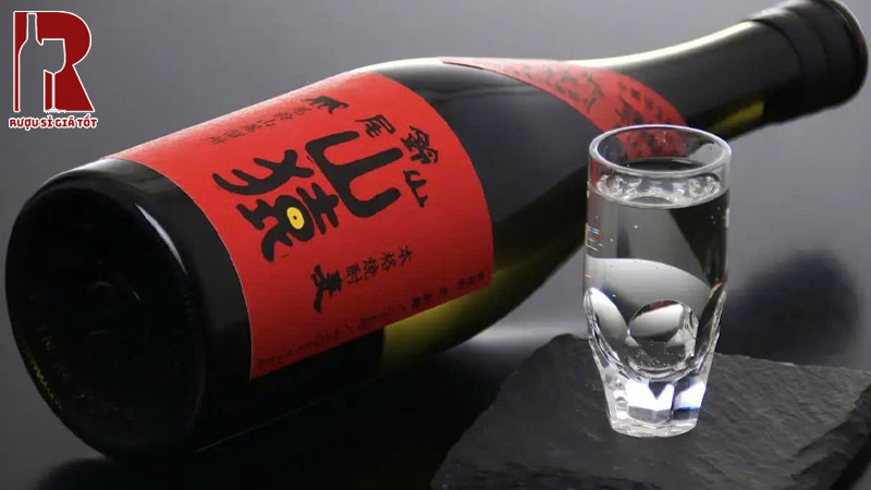 Thưởng Thức Rượu Shochu Yamasaru Mugi
