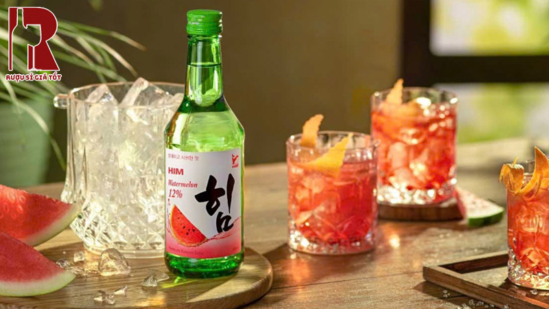 Thưởng Thức Rượu Soju Him Watermelon - Dưa Hấu