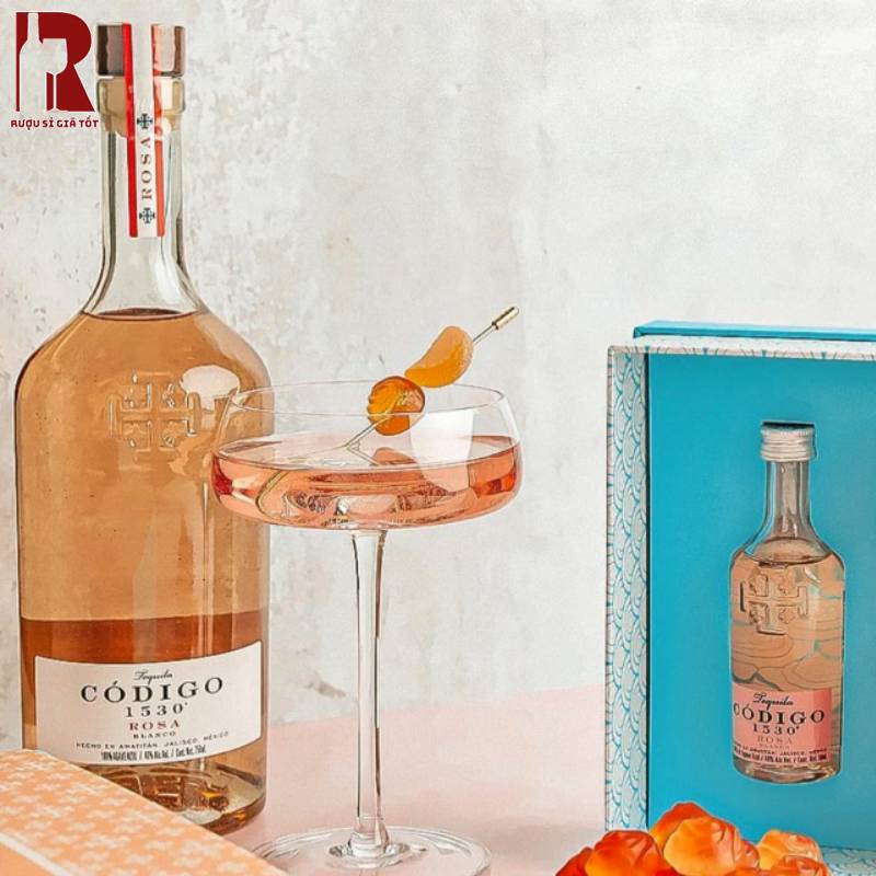 Kết Hợp Món Ăn Với Rượu Tequila Codigo 1530 Rosa
