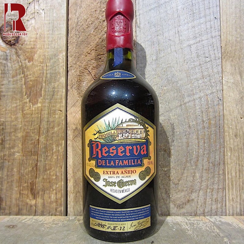 Mua Rượu Tequila Jose Cuervo Reserva De La Familia Extra Anejo