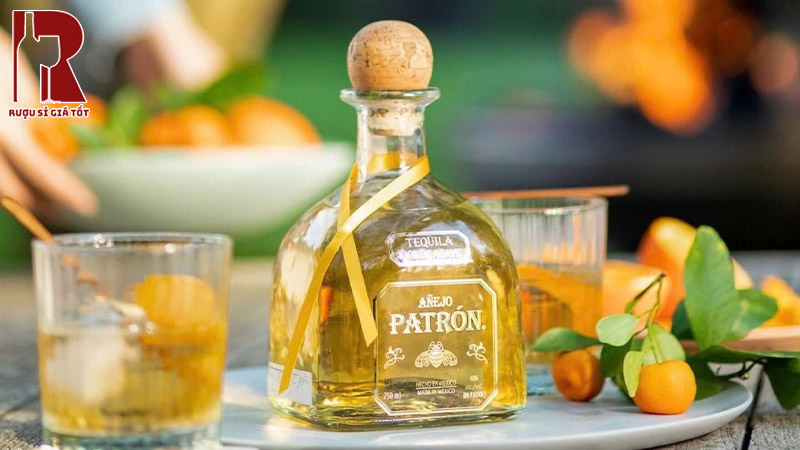 Uống Rượu Tequila Patron Reposado Margarita Đúng Cách