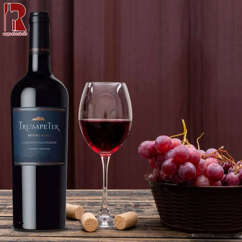 Cách Thưởng Thức Rượu Vang Argentina Đỏ Trumpeter Cabernet Sauvignon