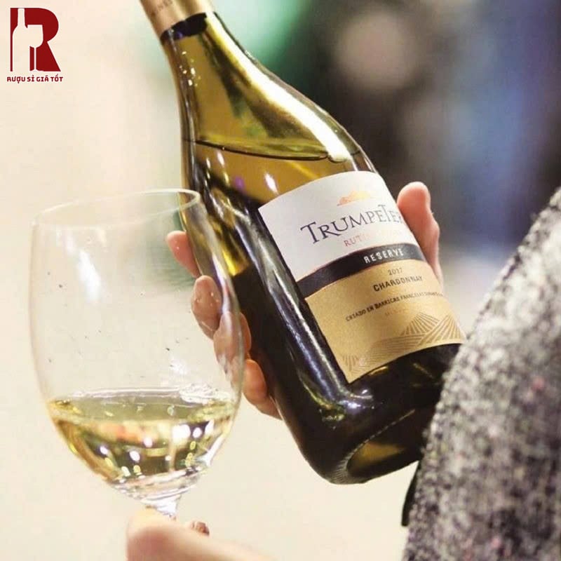 Mua Rượu Vang Argentina Trắng Trumpeter Reserve Hảo Hạng