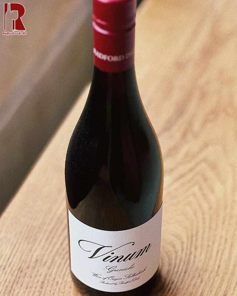 Thưởng Thức Rượu Vang Nam Phi Đỏ Radford Dale Vinum