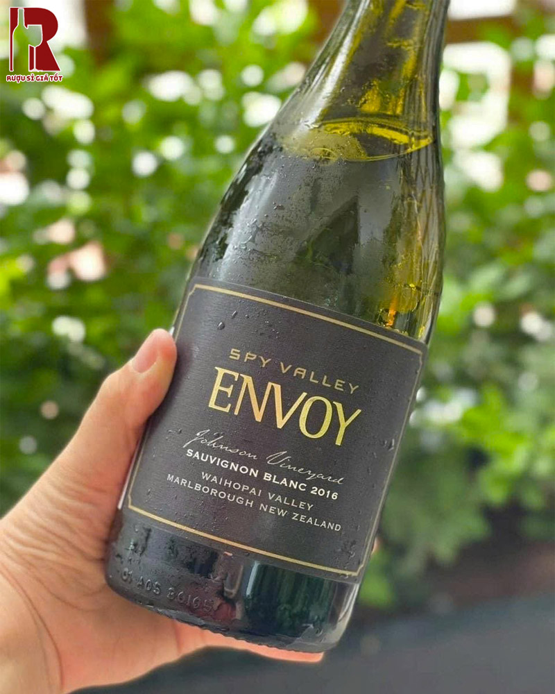 Thưởng Thức Rượu Vang New Zealand Trắng Spy Valley Envoy Sauvignon Blanc