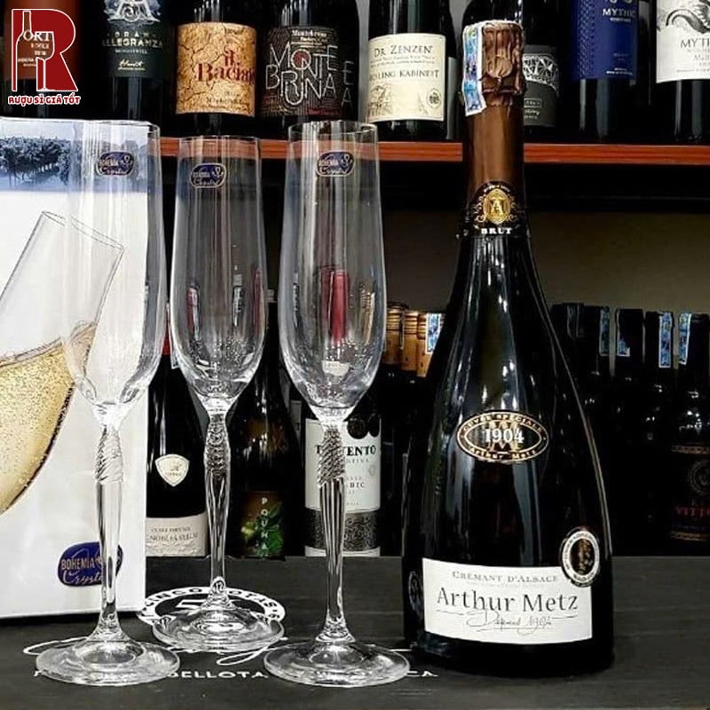 Uống Rượu Vang Nổ Arthur Metz Cremant D'Alsace Brut Depuis 1904 Đúng Cách