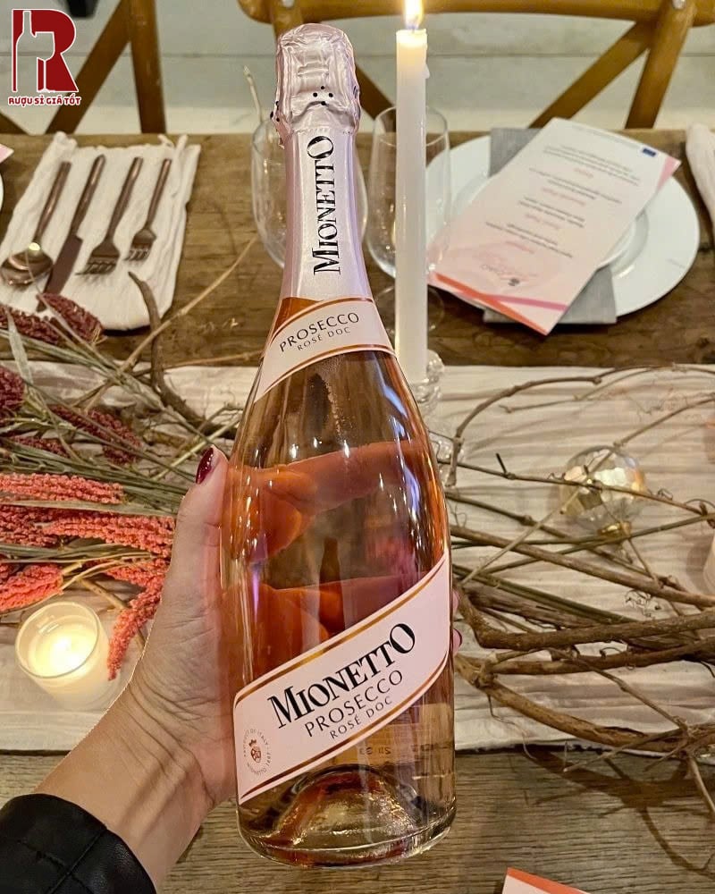Thưởng Thức Rượu Vang Nổ Mionetto Prosecco Rosé Như Thế Nào?