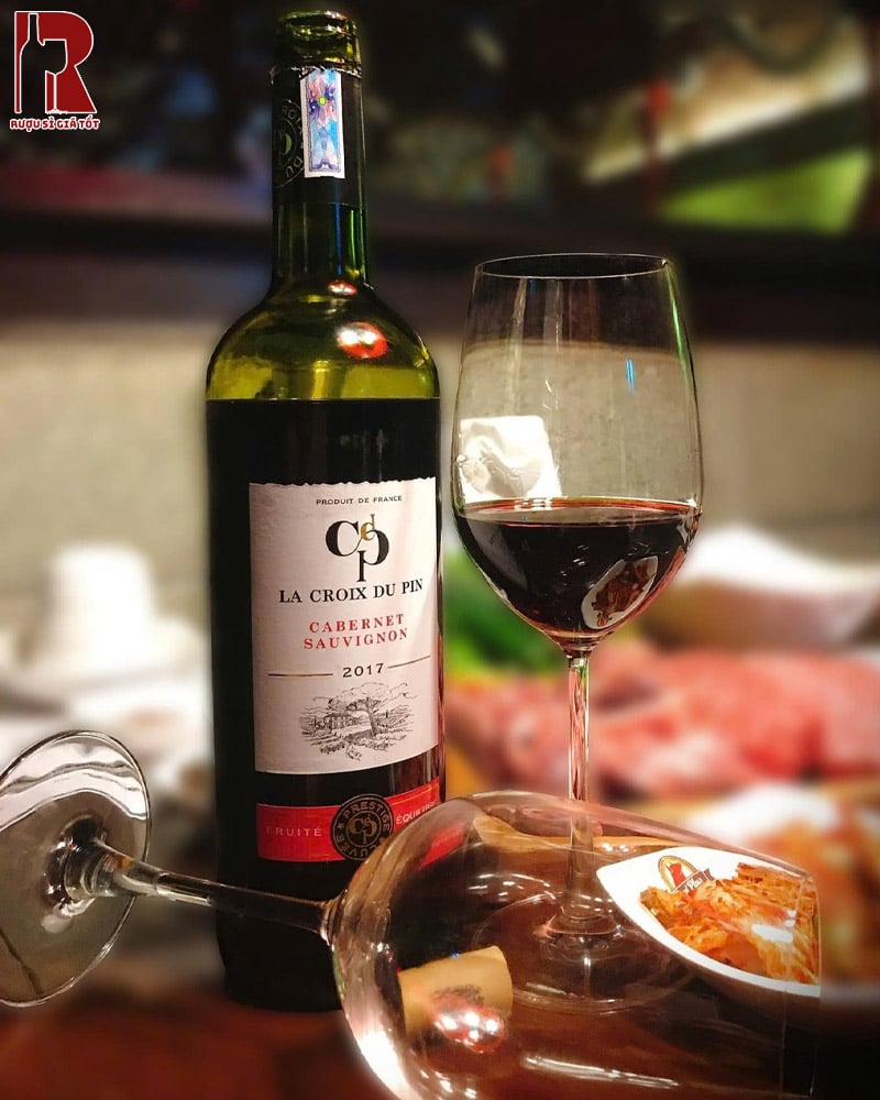 Thưởng Thức Rượu Vang Pháp Đỏ Croix Du Pin Đúng Chuẩn