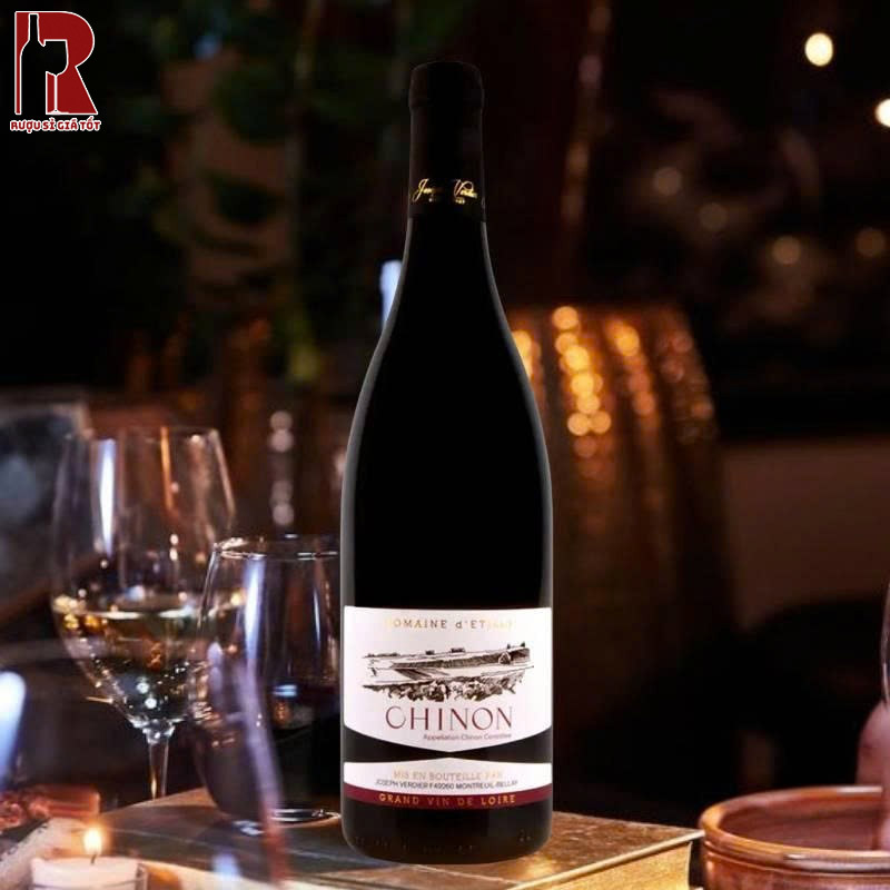 Rượu Vang Pháp Đỏ Domaine d'Etilly Chinon Giá Cao Không?