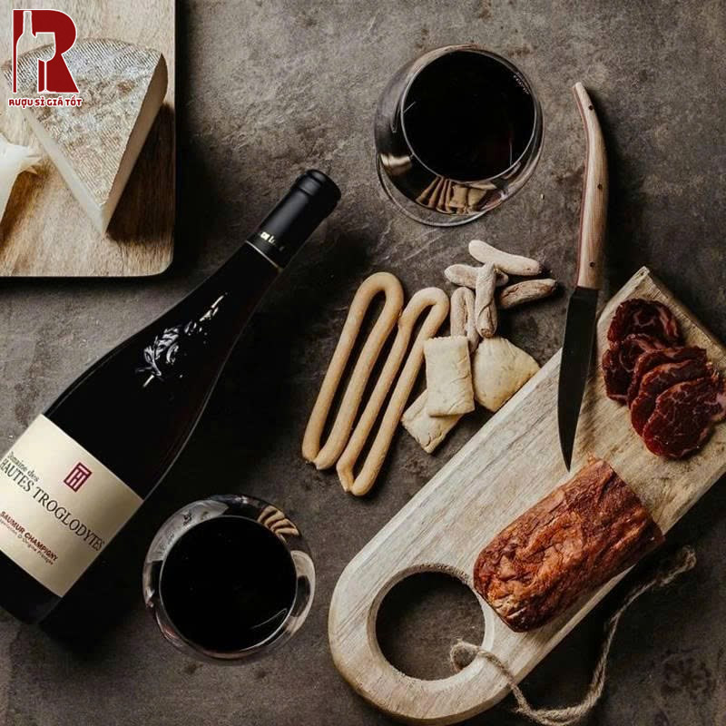 Rượu Vang Pháp Đỏ Domaine des Hautes Troglodytes Saumur Champigny Giá Mới Nhất