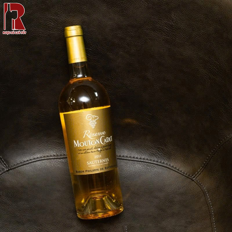 Mua Rượu Vang Pháp Ngọt Mouton Cadet Reserve Sauternes AOP Uy Tín