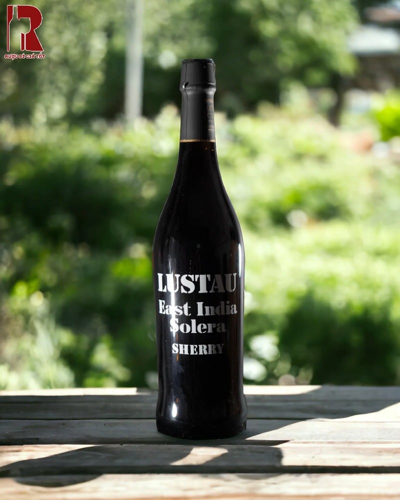 Giá Rượu Vang Tây Ban Nha Đỏ Lustau East India Solera Bao Nhiêu?