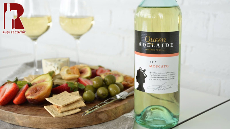 Thưởng Thức Rượu Vang Úc Trắng Queen Adelaide