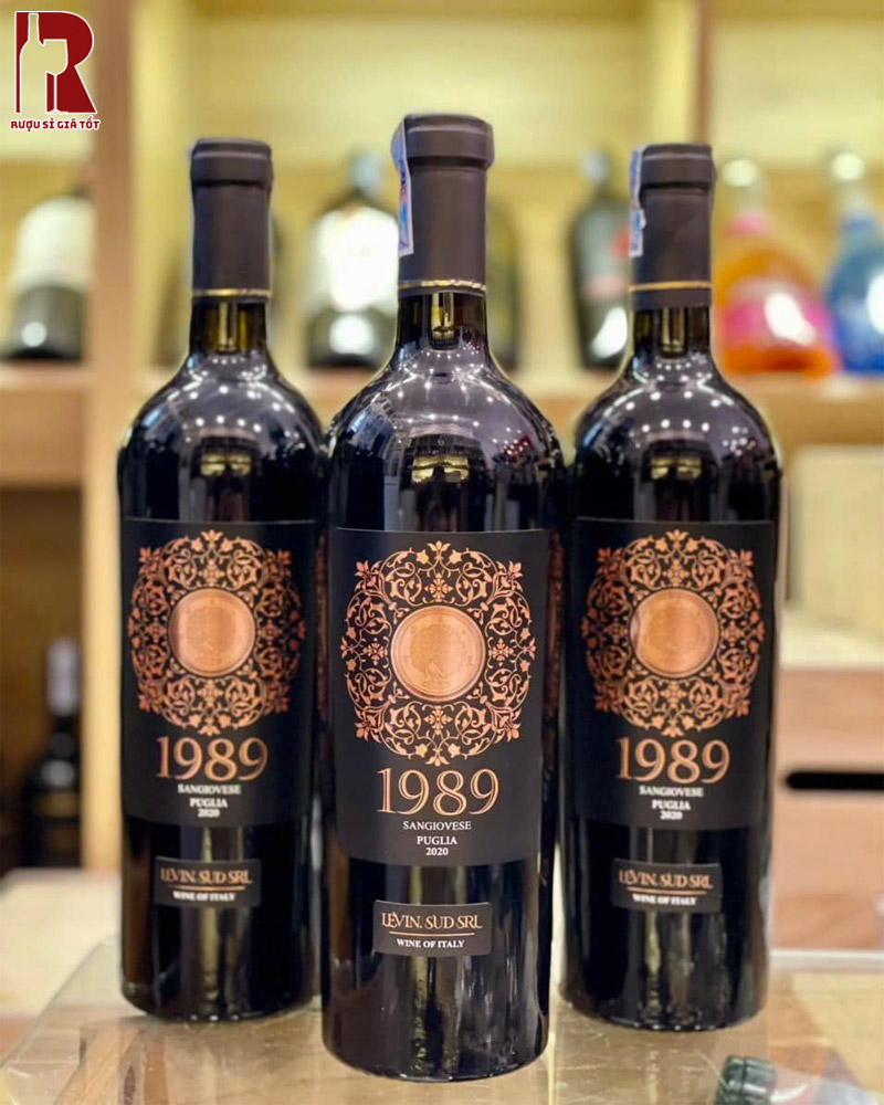 Mua Rượu Vang Ý Đỏ 1989 Chát Nhãn Đen Ở Đâu Uy Tín?