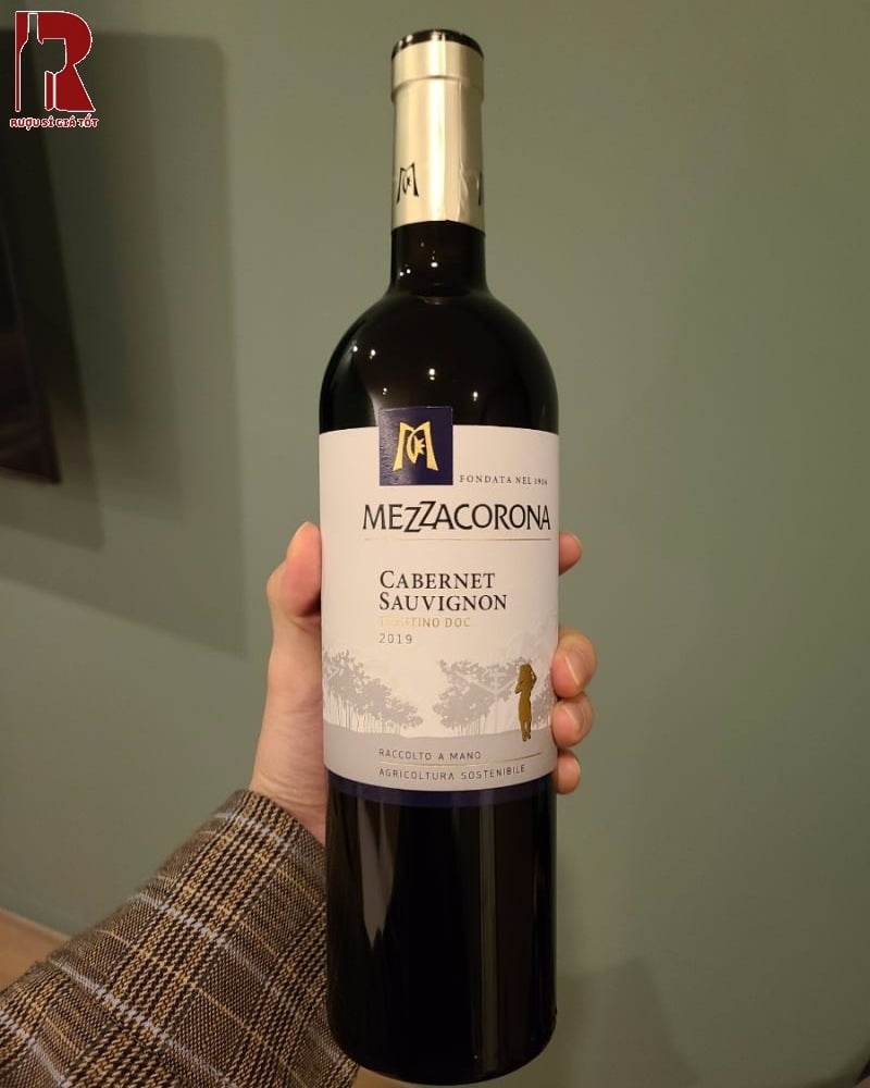 Giá Rượu Vang Ý Đỏ Mezzacorona Trentino DOC Tốt Nhất