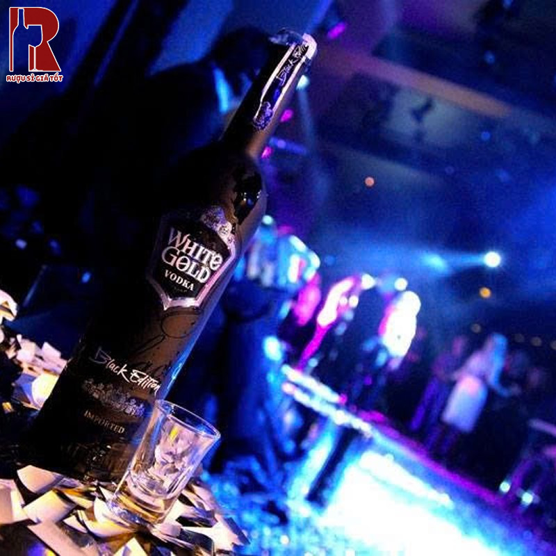 Rượu Vodka White Gold Black Edition Giá Rẻ