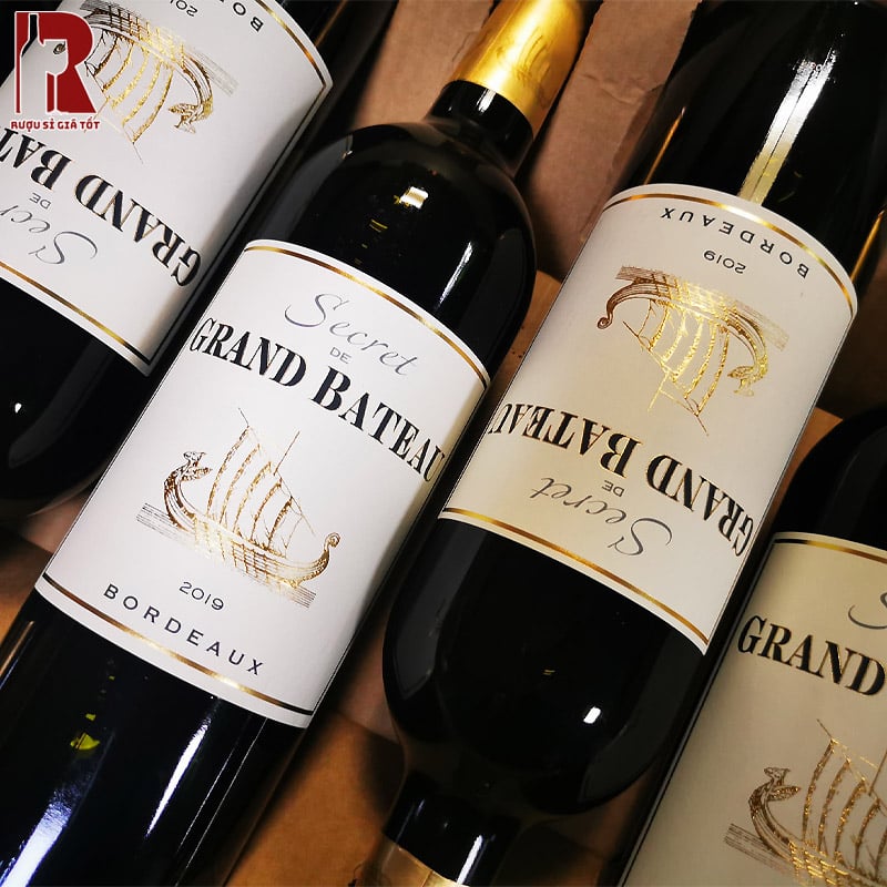 Rượu Vang Bordeaux là nơi cho ra những chai vang cao cấp và nổi tiếng hàng đầu thế giới