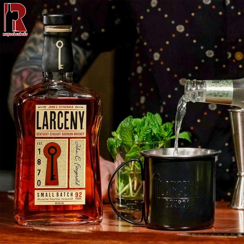 Cách Thưởng Thức Rượu Whisky Larceny Bourbon