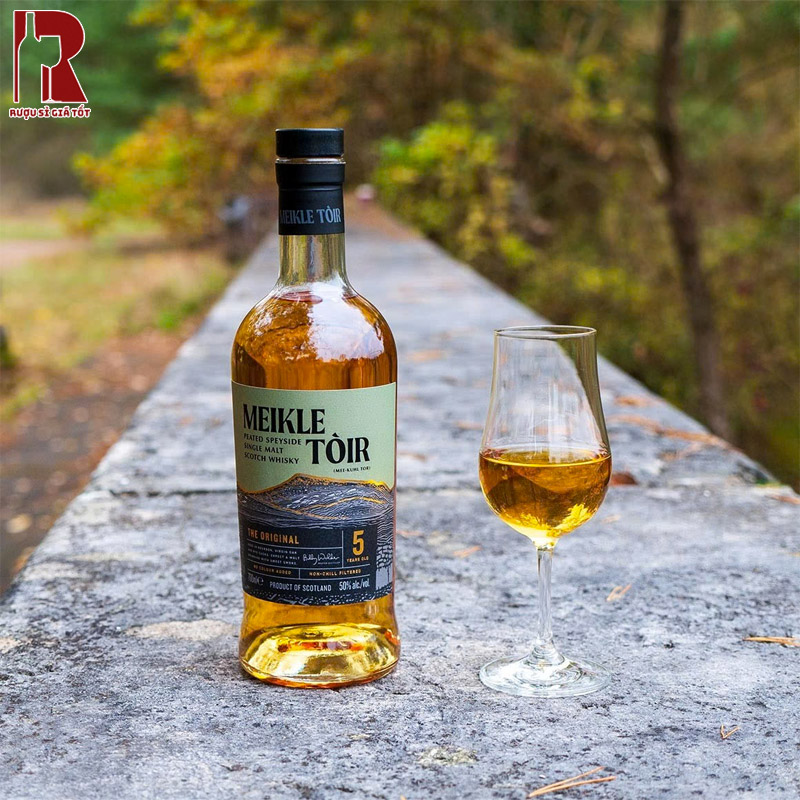 Rượu Whisky Meikle Toir The Original 5 Giá Bao Nhiêu?