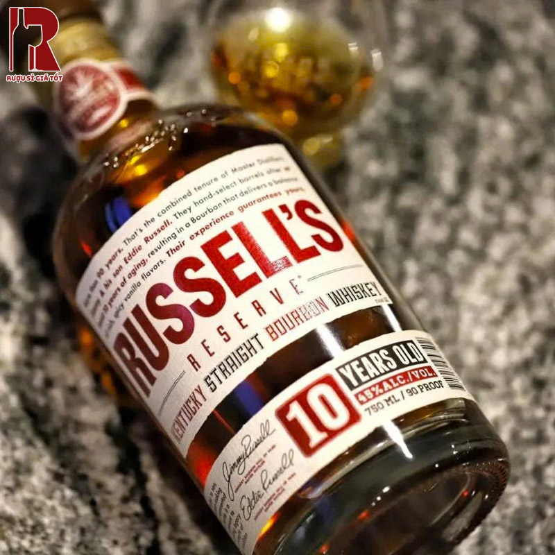 Rượu Whisky Russell’s Reserve 10 Năm Ăn Với Gì?