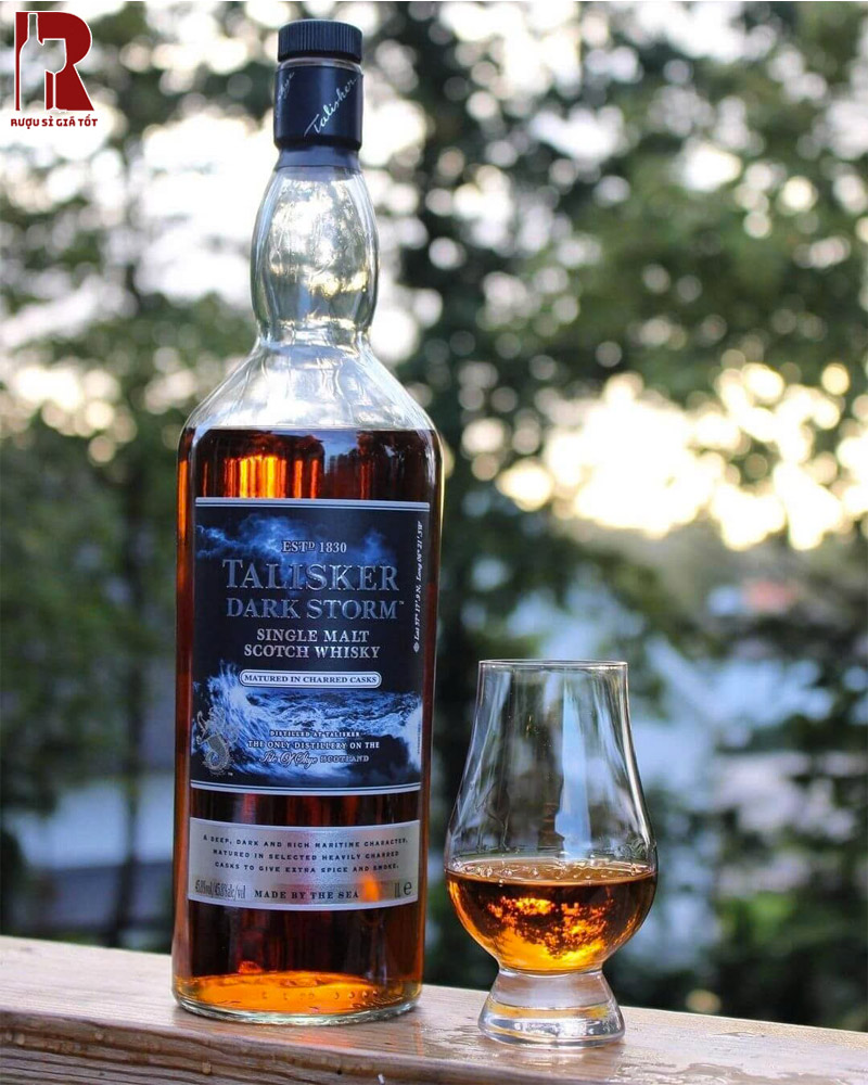 Rượu Whisky Talisker Dark Storm Giá Bao Nhiêu?
