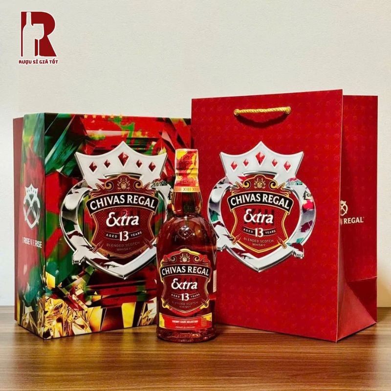 Rượu Chivas 13 Hộp quà Tết 2025 nhập khẩu