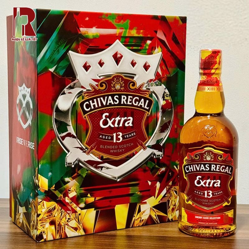 Rượu Chivas 13 Hộp quà Tết 2025 nhập khẩu chính hãng