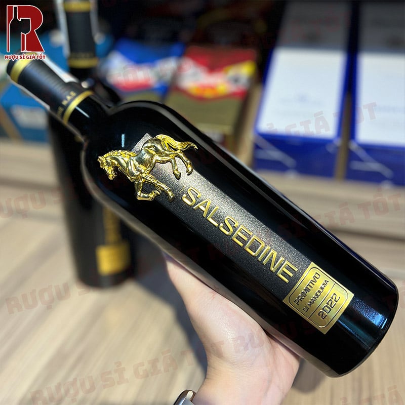 Vang Đỏ Salsedine Primitivo với tên gọi có ý nghĩa là vị mặn của biển