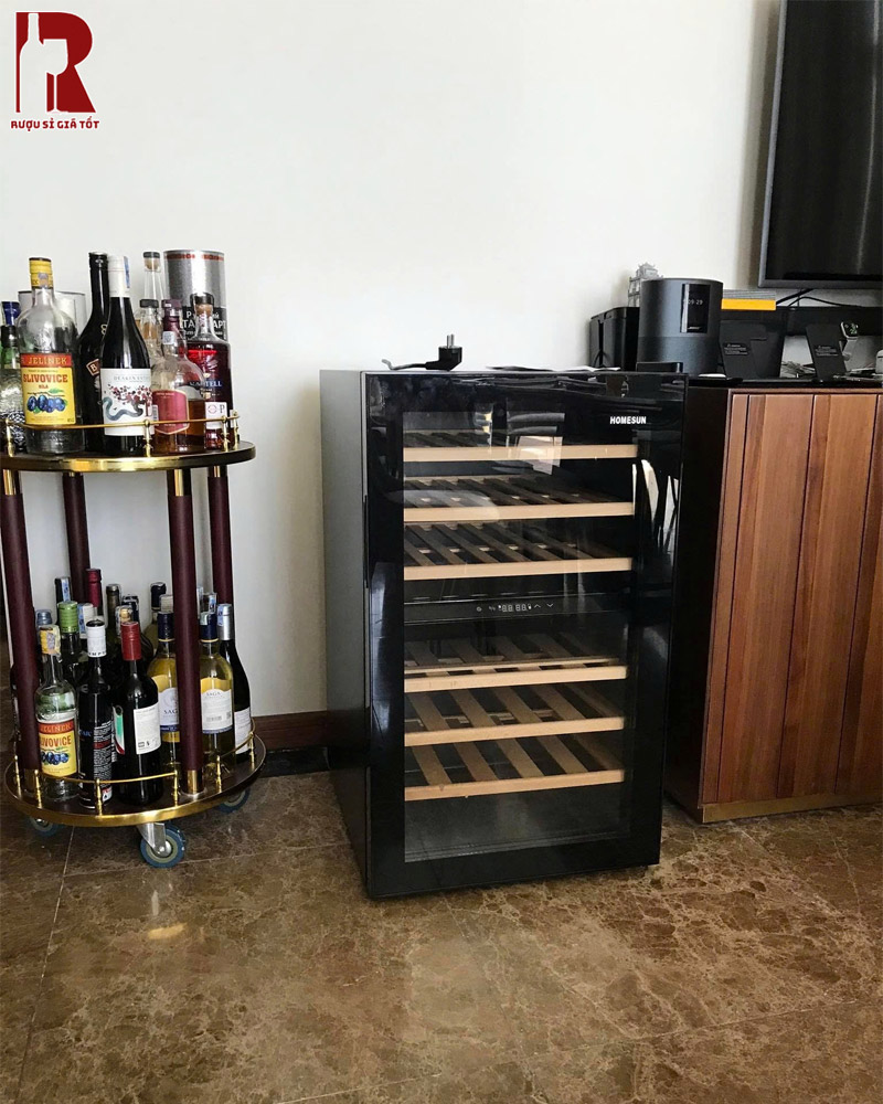 Giá Tủ Rượu Vang Adela 18 Chai Giá Kim Loại Không Sấy Kính