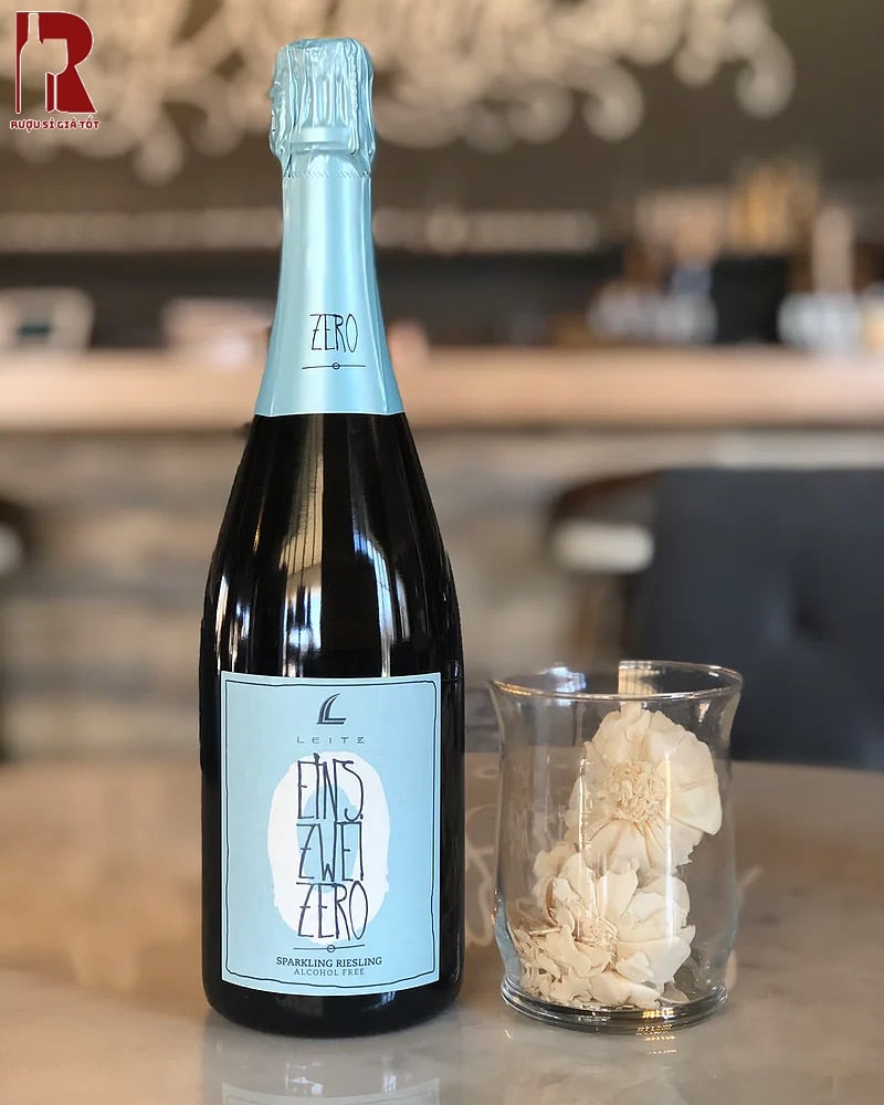 Rượu vang không độ ra đời nhờ sự áp dụng kĩ thuật hiện đại vào quy trình sản xuất