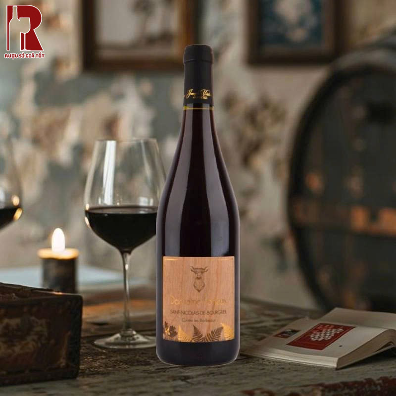 Giá Rượu Vang Pháp Đỏ Domaine Lorieux Les Barbeaux Saint Nicolas de Bourgueil