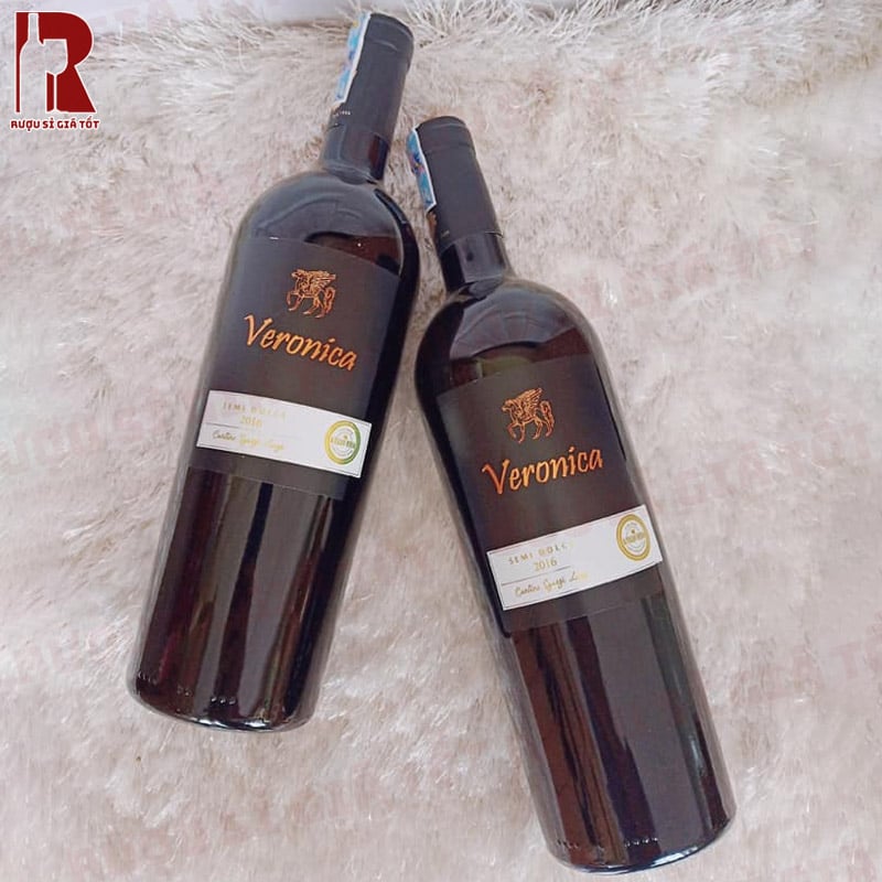 Rượu Vang Ý Đỏ Veronica Semi Dolce Puglia Ngọt nhập khẩu