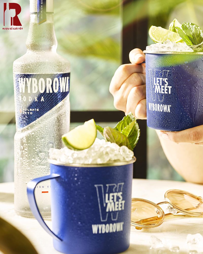 Vodka Ba Lan nổi bật nhờ quy trình sản xuất tinh tế và thời gian ủ rượu lâu năm