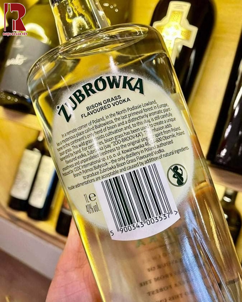 Rượu Vodka Zubrowka (Cọng Cỏ Xanh) nhập khẩu chính hãng