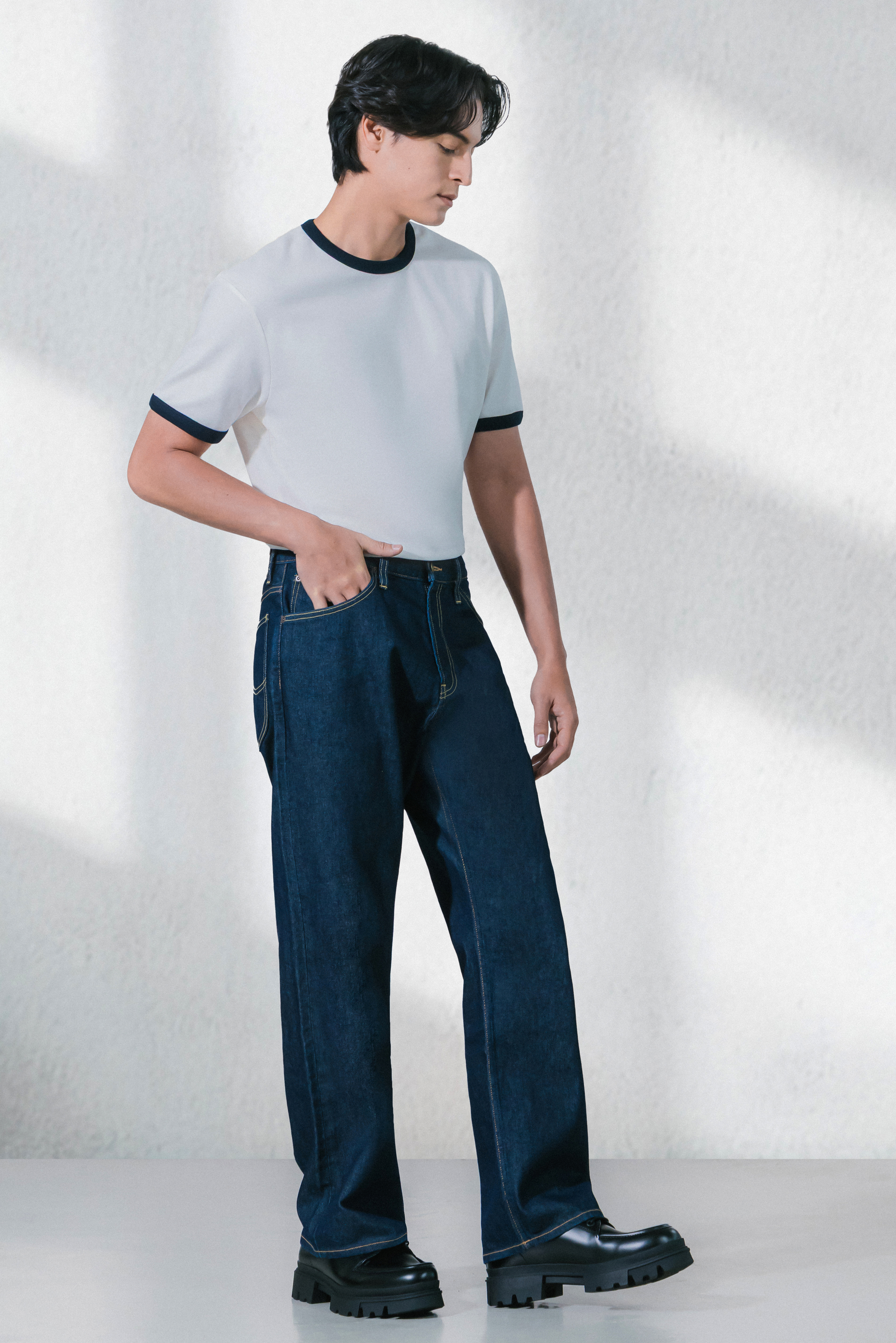 (SEASONAL) RETRO STRAIGHT