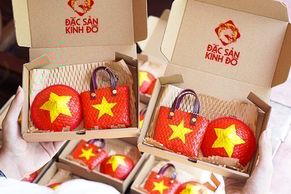 Quà tặng lưu niệm