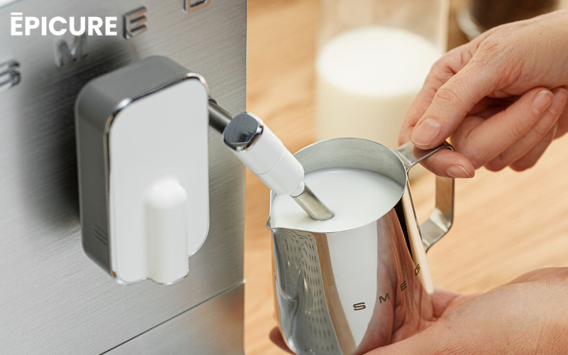 BCC12 tích hợp vòi đánh sữa áp suất cao