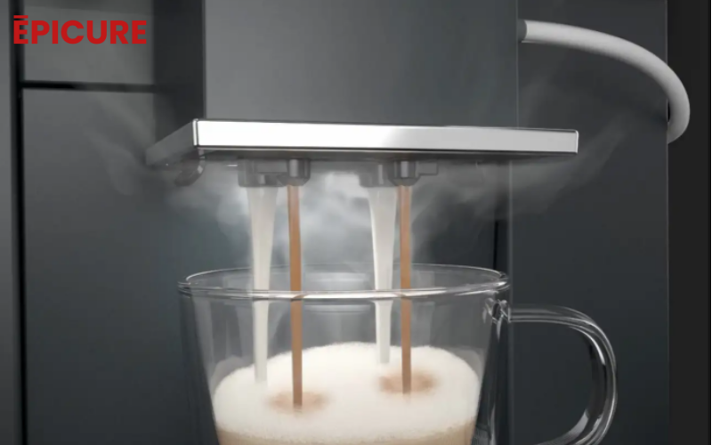 WMF 1300 S có hệ thống sữa tự động hóa