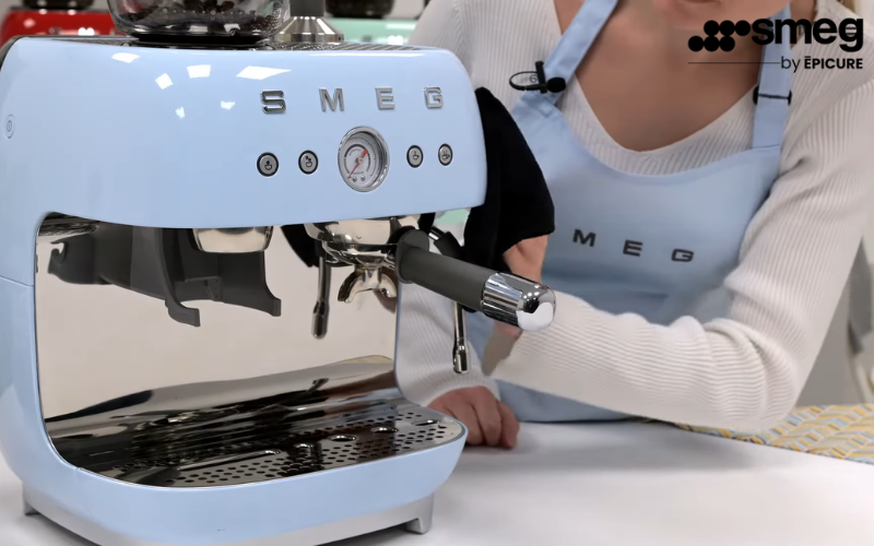 Hệ thống vệ sinh trên EGF03 tự động báo tẩy cặn