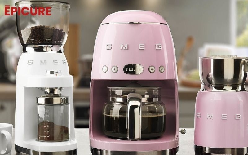 Máy pha cà phê SMEG DCF02 hiện đại
