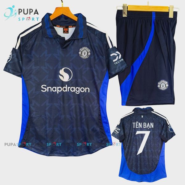 Manchester United cùng PUTA SPORT&nbsp; nơi cung cấp áo bóng đá chất lượng, thoáng mát và bền đẹp